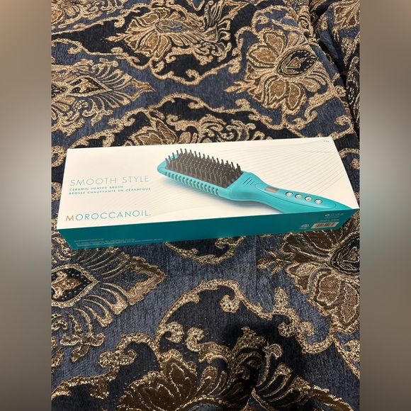 Moroccan oil Heated Brush - Picture 3 of 3